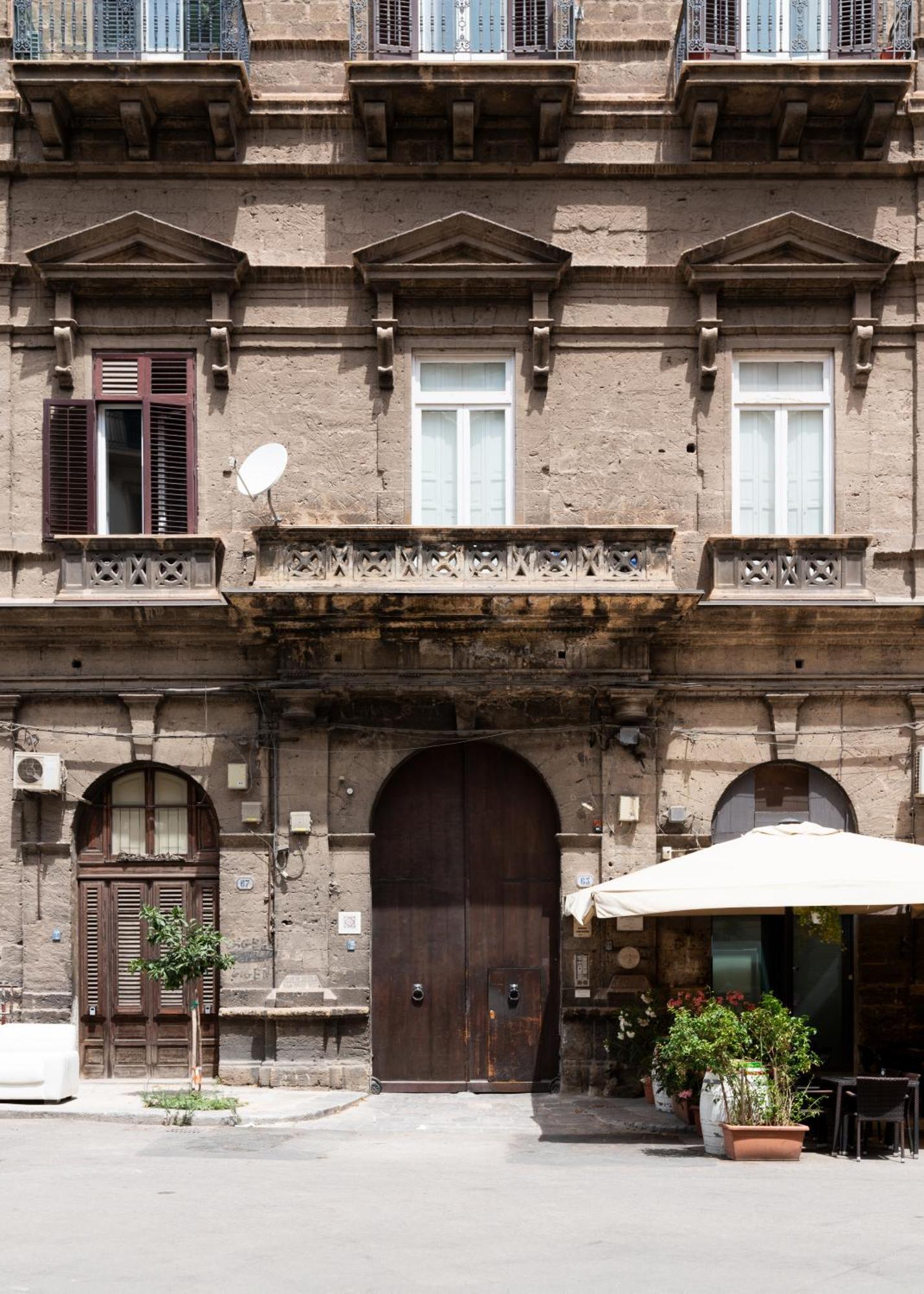 Casa Amari - Dimora Sicula Apartment ปาแลร์โม ภายนอก รูปภาพ